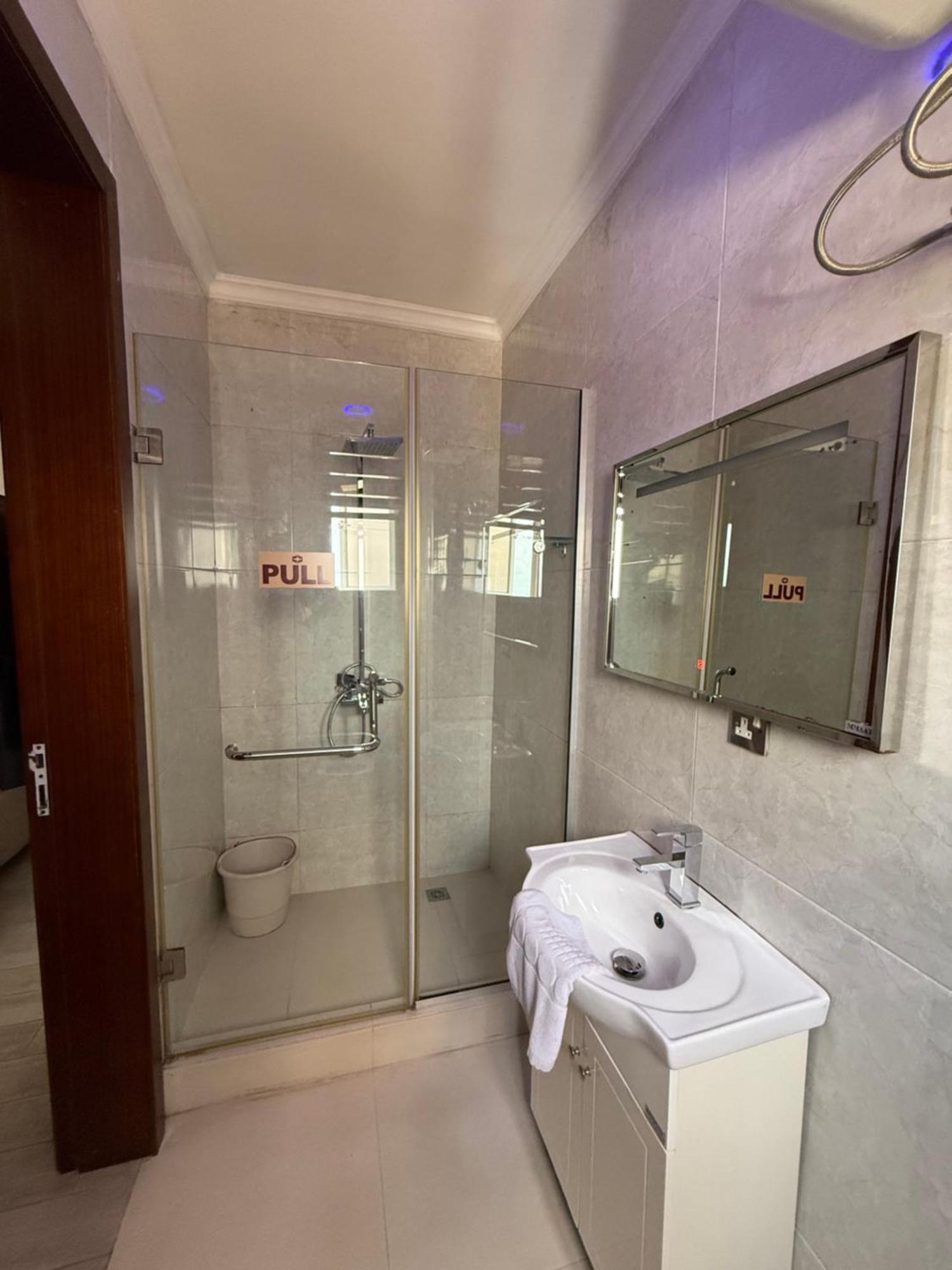 Presken Luxury Apartments 라고스 외부 사진